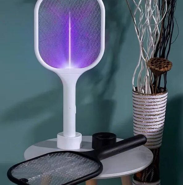 Electric Fly Swatter Operated Hand Mosquito Bug Insects Killer Anti Mosquito Racket