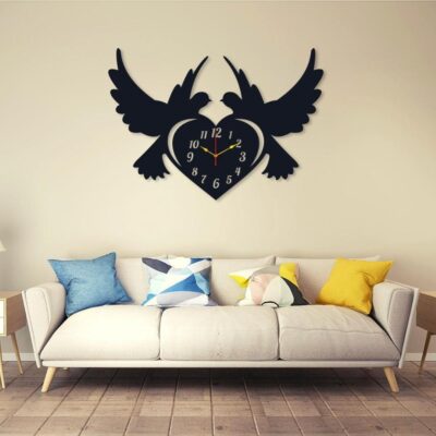Pigeon Heart Analogue Wall Clock